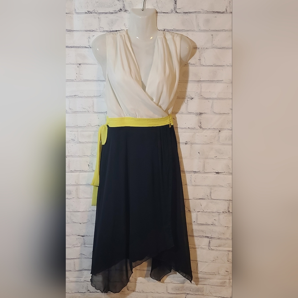 Black & White Midi Wrap Style Dress Sz 12